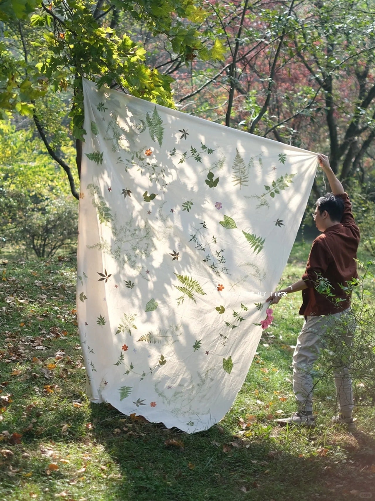 Customized handmade plant rubbing curtains - Funlifehub - #wall art# - #flower press#
